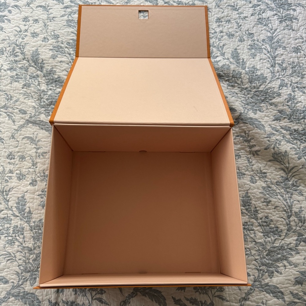 Louis Vuitton Authentic Large EMPTY Storage Gift … - image 6